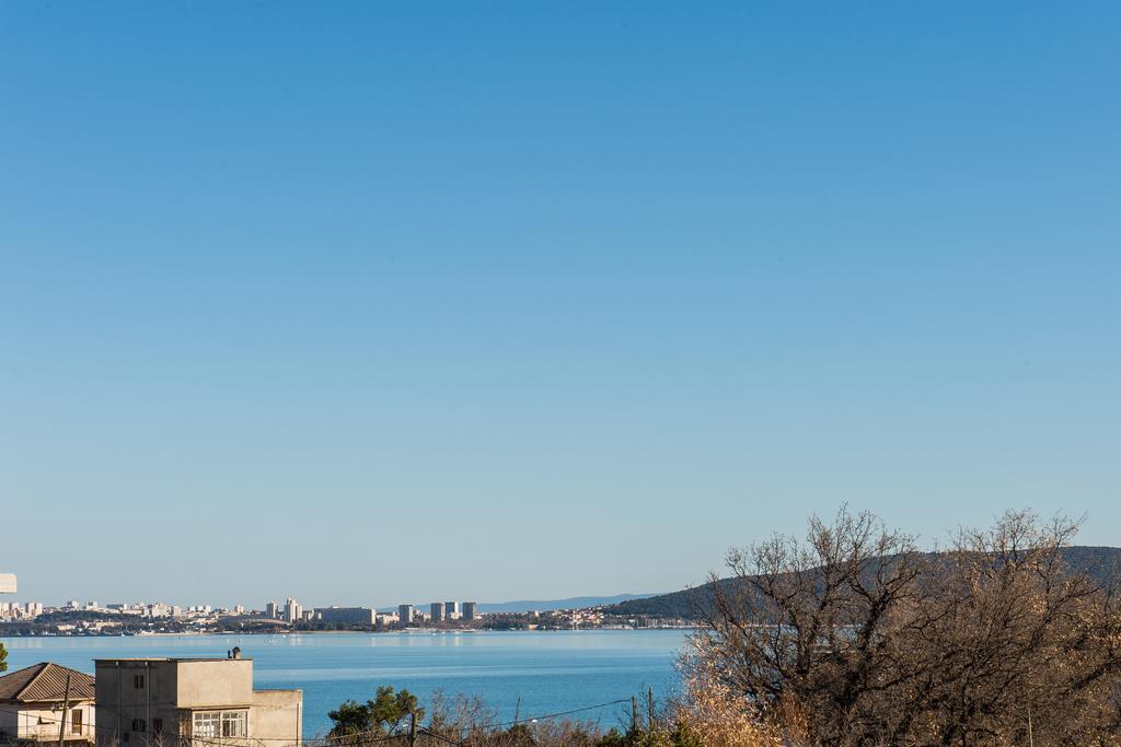 Apartments Rose Kaštela エクステリア 写真